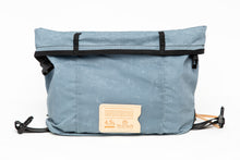 Load image into Gallery viewer, Bantou Toiletry Case (4.5 L)