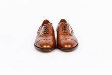 Load image into Gallery viewer, Medallion Tip Bal - Calfskin