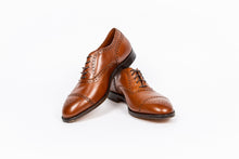 Load image into Gallery viewer, Medallion Tip Bal - Calfskin